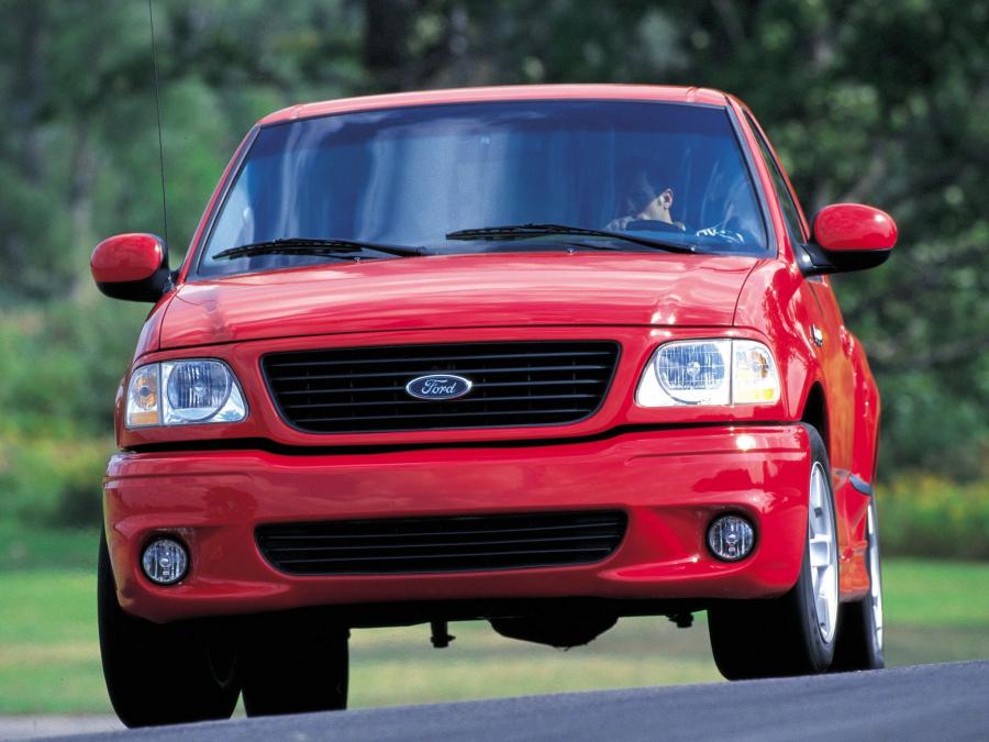  Ford SVT F-150 Lightning 1999 года  (фото 5 из 16)